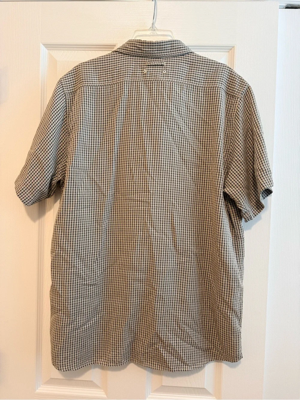 The North Face Men's Short-Sleeve Check Button-Down in Brown and Black